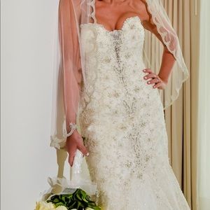 Allure c200 wedding dress